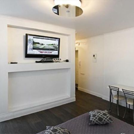 Great Studio Near The Pechersk Kiev Esterno foto