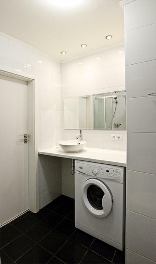 Great Studio Near The Pechersk Kiev Esterno foto